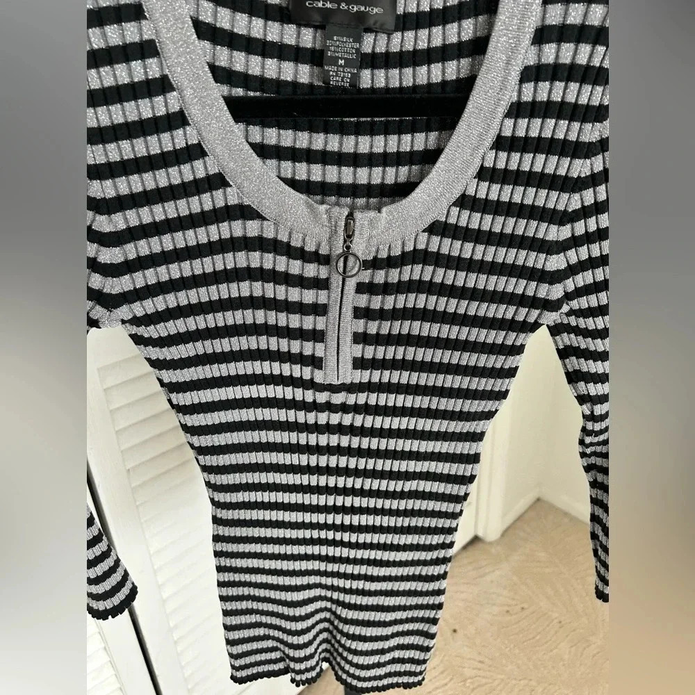 Cable & Gauge Silk Blend Ribbed Stretch Sweater M - Picture 3 of 6